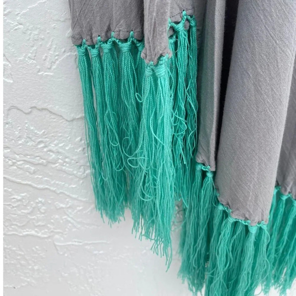 Monisqui Womens Handmade Boho Style Green Tassel Top Gray Sz Large - Picture 6 of 7